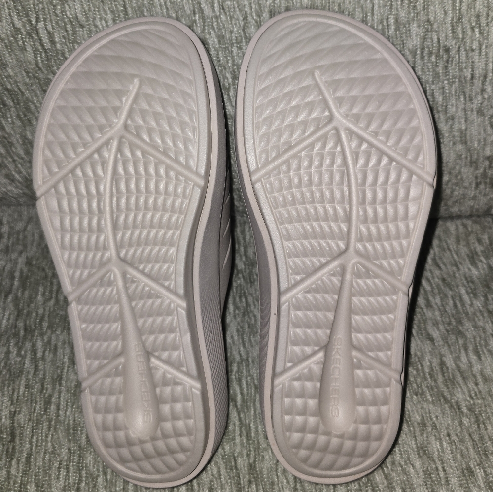 Skechers Go Recover Archfit Cream Sparkles W9 - Picture 5 of 9